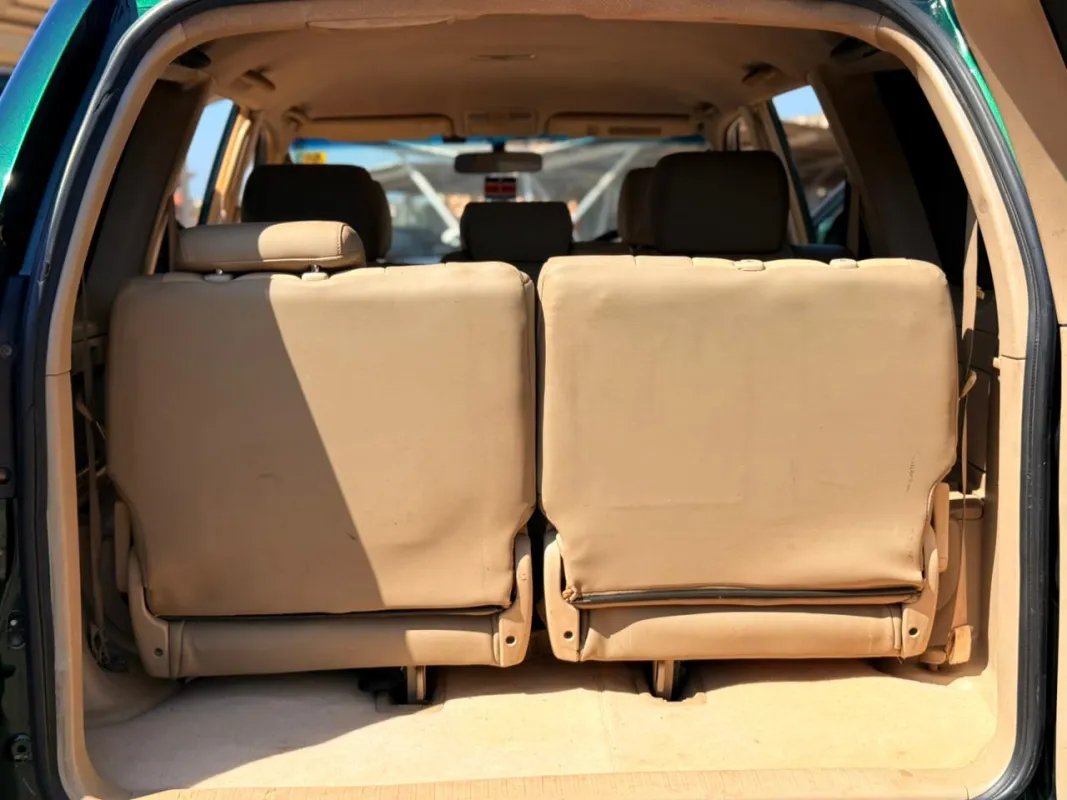 LAND CRUISER