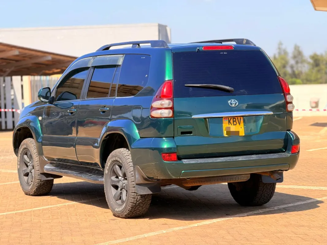 LAND CRUISER