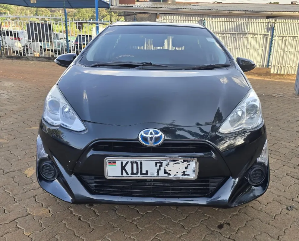 2016 Toyota Aqua Hatchback