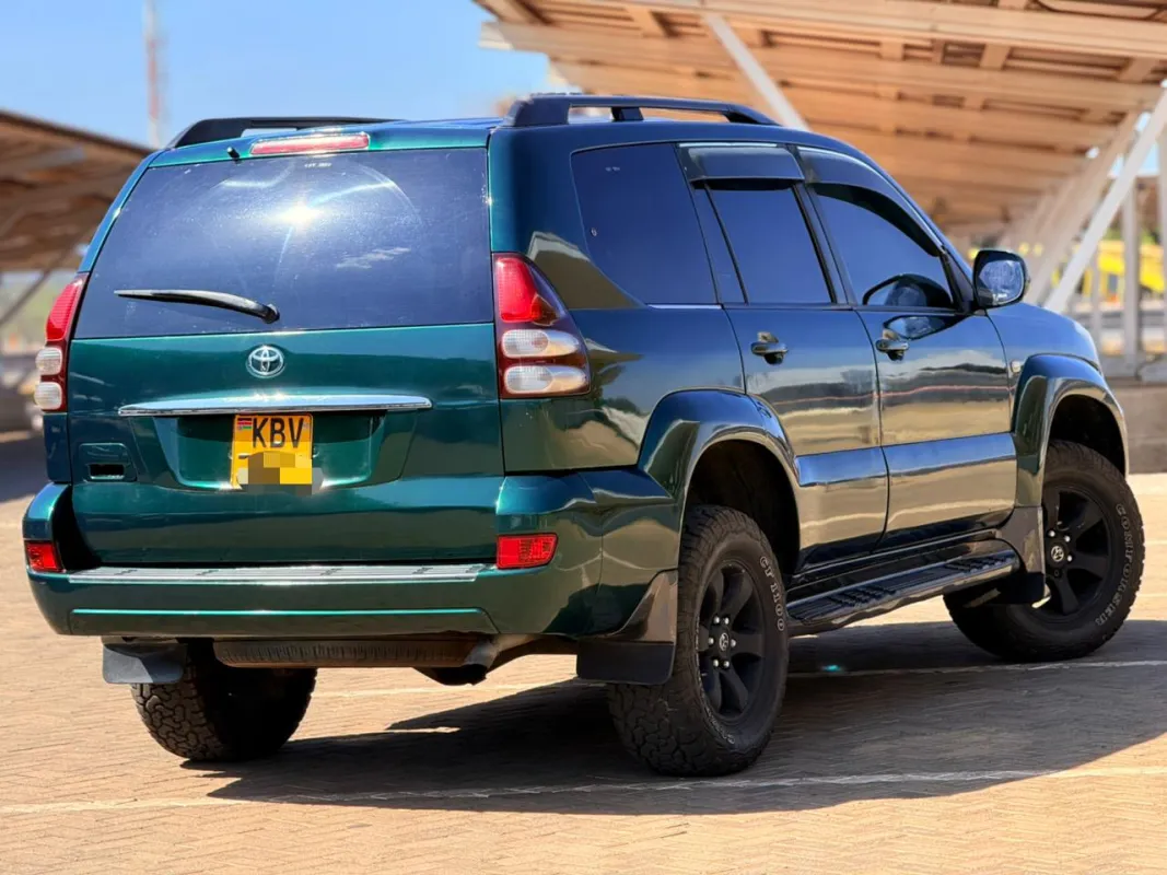 LAND CRUISER