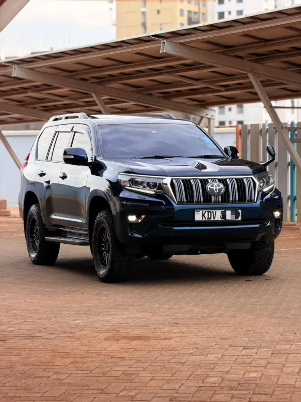 2017 Toyota Land Cruiser SUV